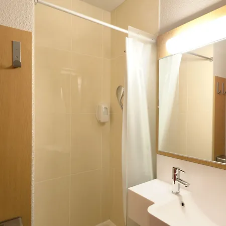 Hotel Centre Alpexpo 2*