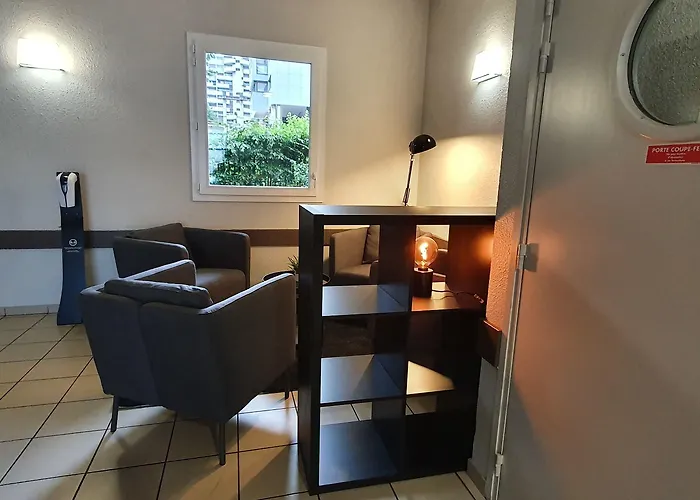 Ξενοδοχείο Centre Alpexpo 2*