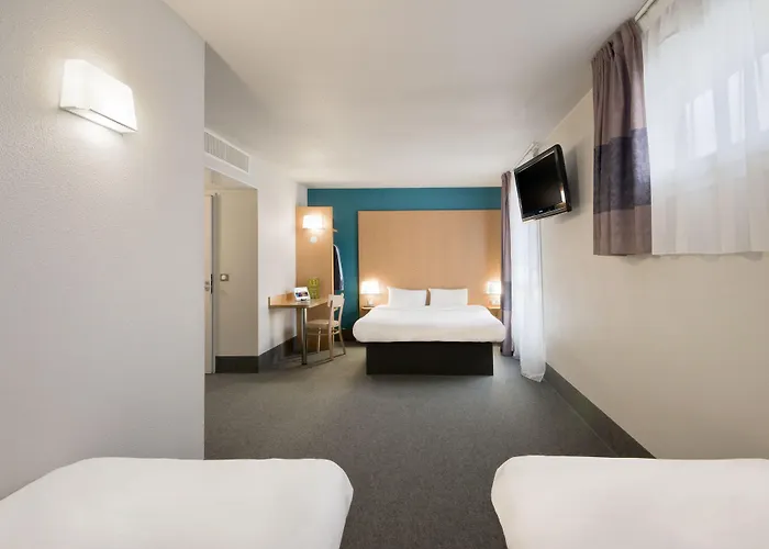 Готель Centre Alpexpo 2*