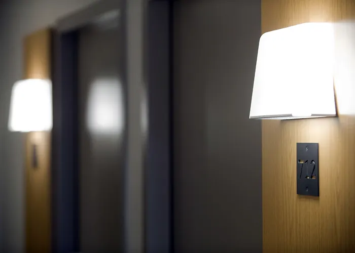 Centre Alpexpo Готель 2*