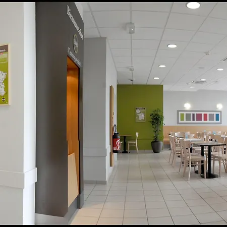 فندق Centre Alpexpo غرونوبل